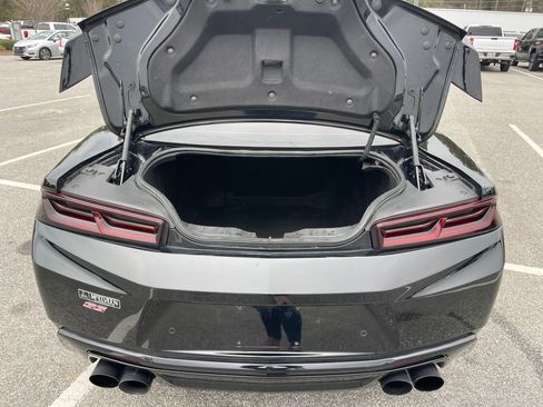 Used 2016 Chevrolet Camaro SS image 21