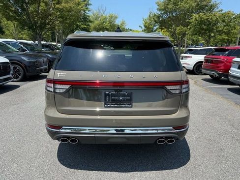 New 2025 Lincoln Aviator Reserve w/ Equipment Group 201A image 18