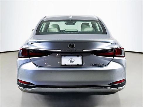 Certified 2025 Lexus ES 300h w/ Premium Package FWD image 6