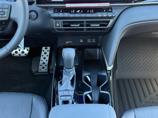 New 2026 Toyota Camry XSE AWD/4WD image 17