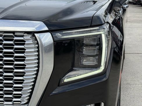 Used 2023 GMC Yukon Denali w/ Max Trailering Package image 11