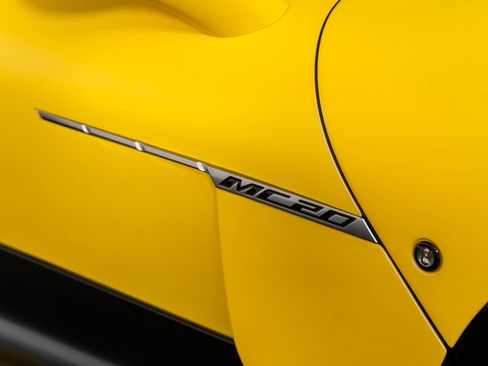 Used 2022 Maserati MC20 Coupe image 28