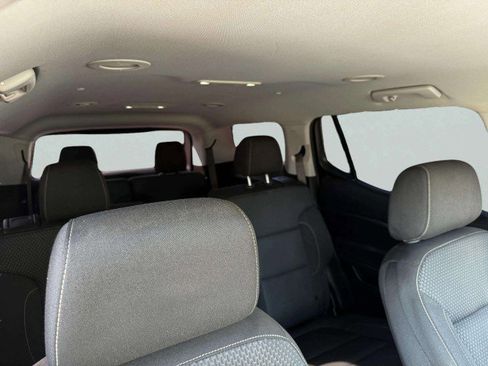 Used 2022 GMC Acadia SLE w/ Driver Convenience Package image 79