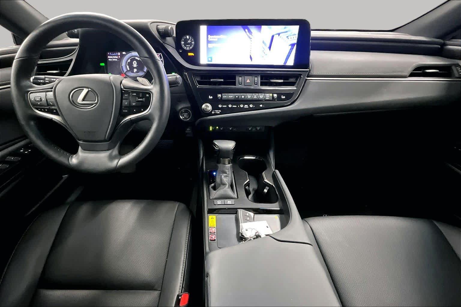 Used 2024 Lexus ES 300h w/ Premium Package FWD image 16