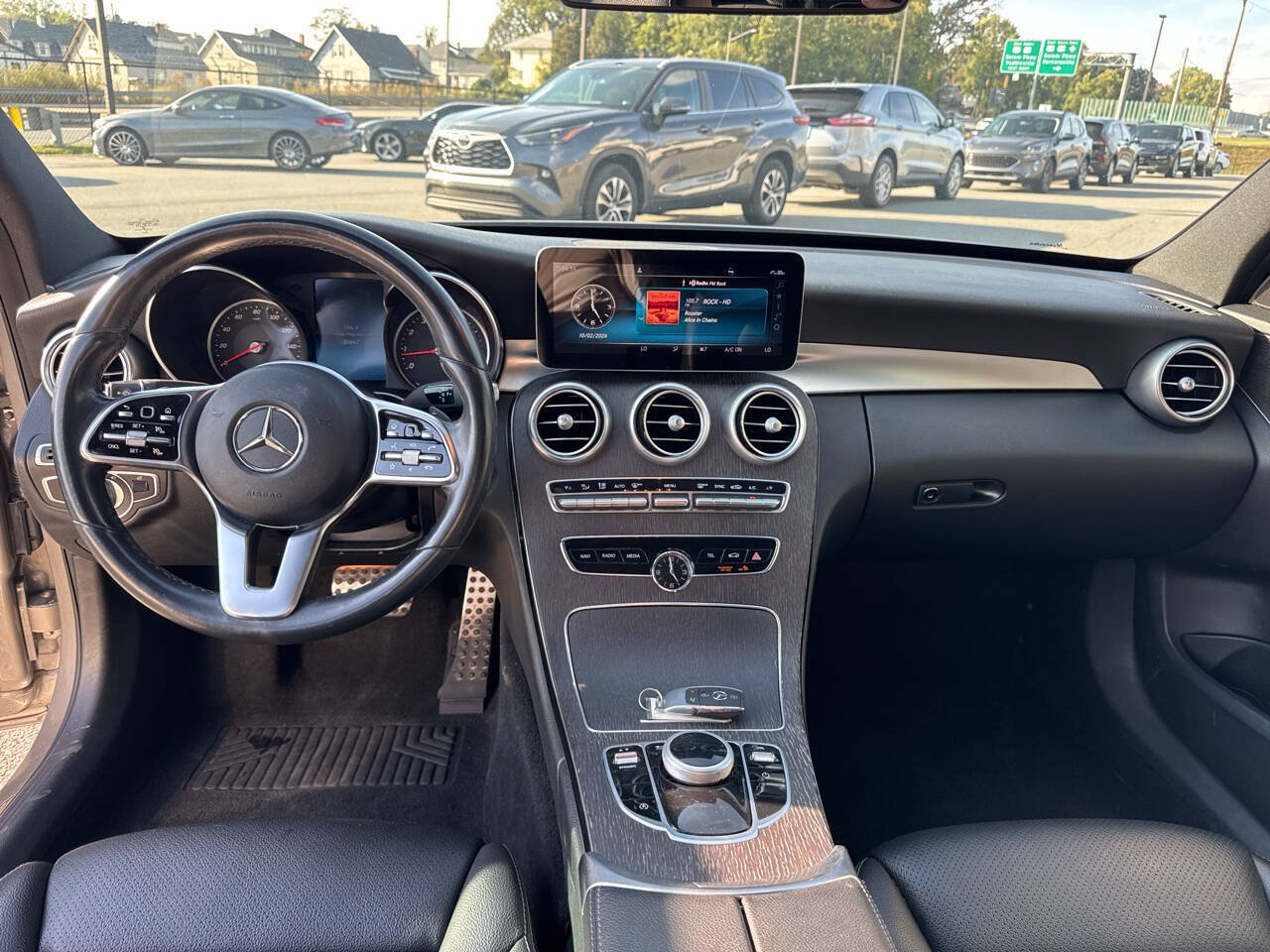 Used 2020 Mercedes-Benz C 300 4MATIC Sedan w/ AMG Line image 16