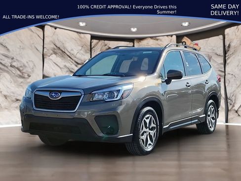 Used 2020 Subaru Forester Premium AWD/4WD image 1