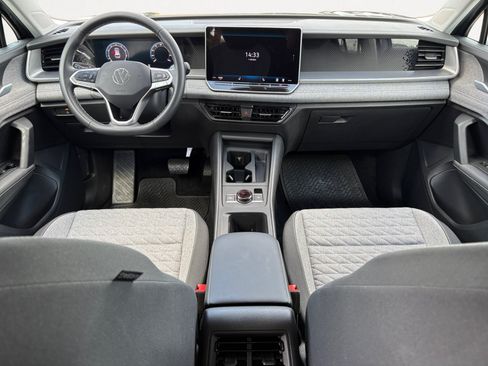 Certified 2025 Volkswagen Tiguan S FWD image 3