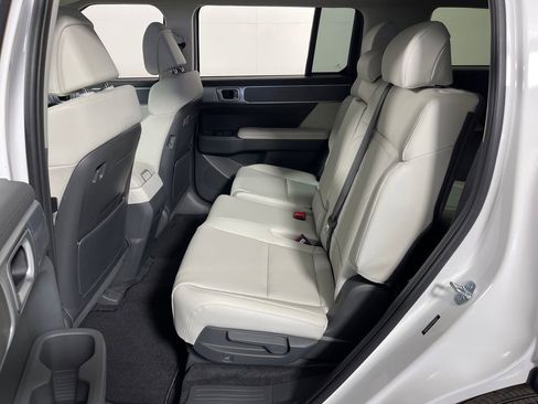 New 2026 Hyundai Santa Fe SEL w/ Tow & Go Package FWD image 13