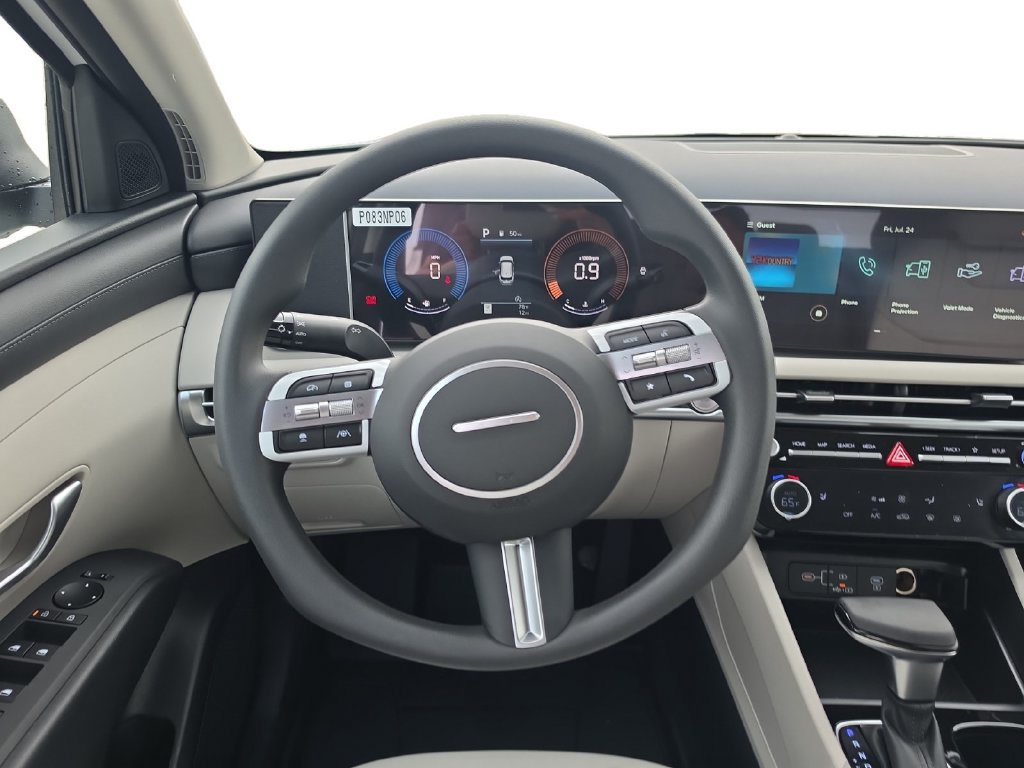 New 2026 Hyundai Tucson SEL Plus FWD image 13