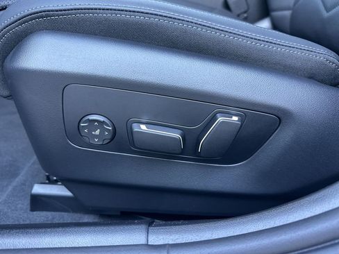 New 2026 BMW 540i xDrive 540i xDrive w/ M Sport Package image 16