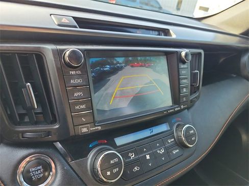 Used 2017 Toyota RAV4 SE image 20