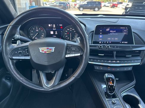Certified 2020 Cadillac CT4 V w/ Climate Package AWD/4WD image 17