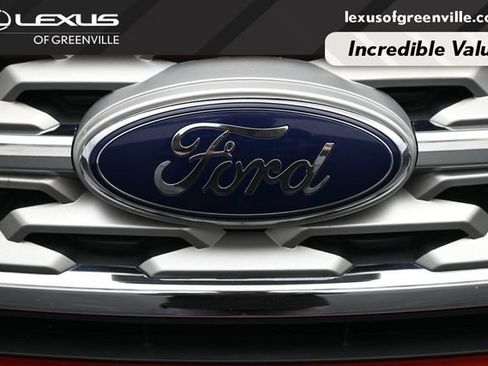 Used 2018 Ford Explorer XLT w/ Equipment Group 202A FWD image 30