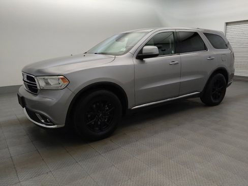 Used 2020 Dodge Durango SXT w/ 3rd Row Seating Group RWD image 2