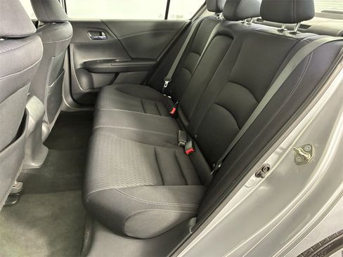 Used 2015 Honda Accord Sport image 28