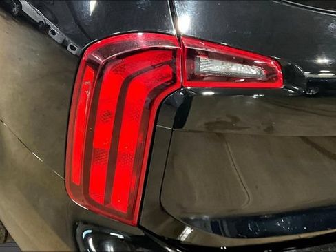 Used 2025 Kia Telluride S AWD/4WD image 21