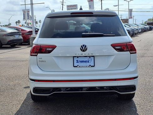Used 2024 Volkswagen Tiguan SE R-Line w/ MDO Package, Three-Row FWD image 7