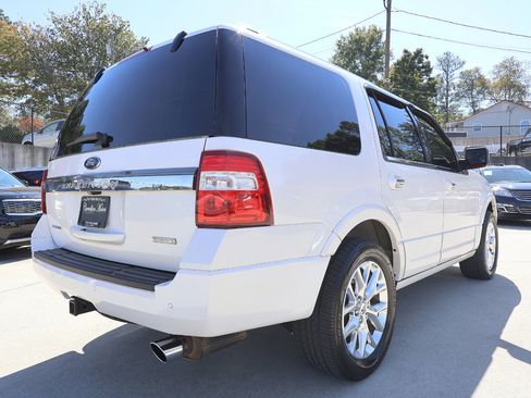 Used 2017 Ford Expedition Limited w/ Equipment Group 301A image 7