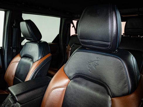 Used 2022 Ford Bronco Outer Banks image 18