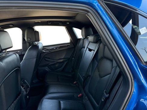 Used 2015 Porsche Macan S w/ Premium Package Plus AWD/4WD image 11