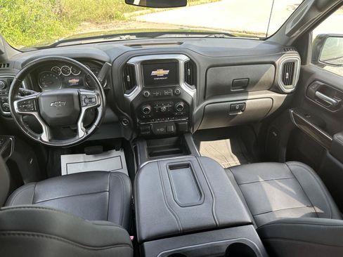 Used 2021 Chevrolet Silverado 1500 RST w/ Convenience Package II AWD/4WD image 19