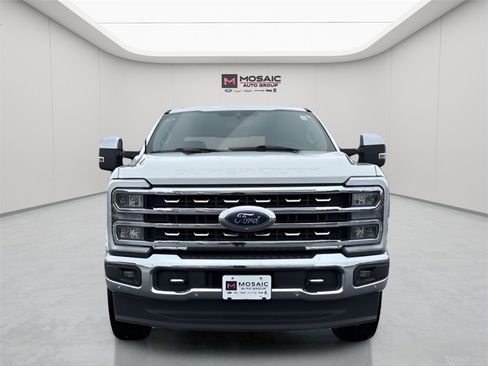Used 2023 Ford F350 Lariat w/ Lariat Ultimate Package image 2