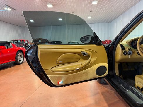 Used 2001 Porsche 911 Carrera 4 AWD/4WD image 20