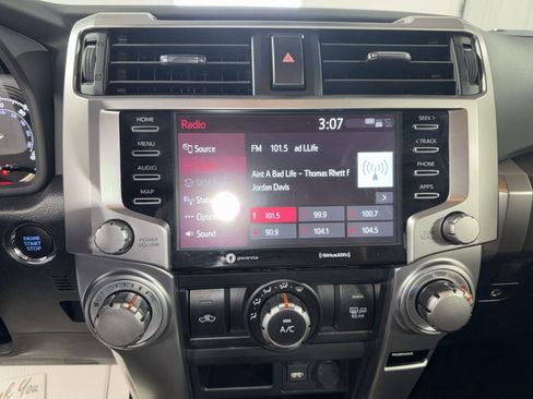 Used 2024 Toyota 4Runner SR5 image 22