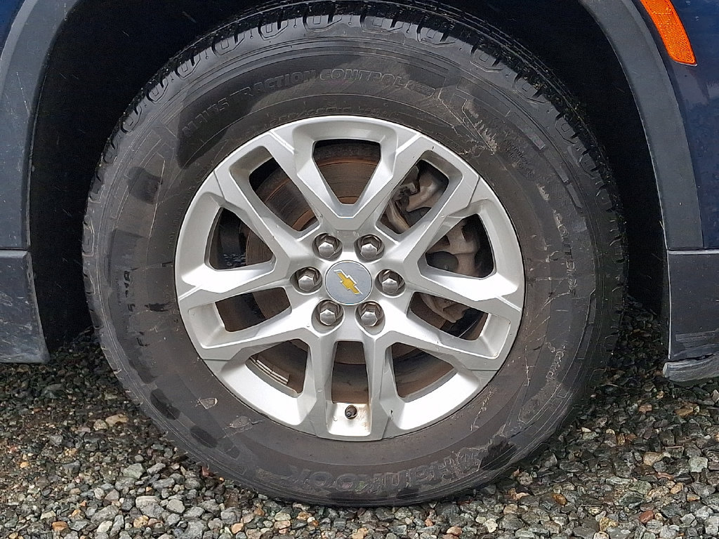 Used 2023 Chevrolet Traverse LS w/ Safety Package AWD/4WD image 33