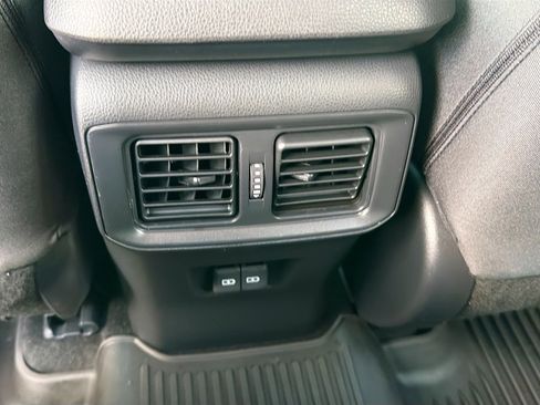 Used 2024 Toyota RAV4 XLE image 19