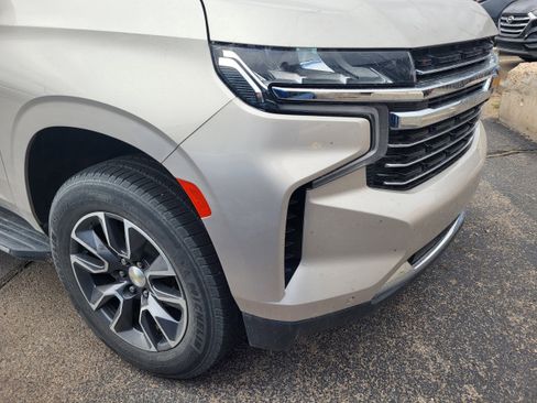 Used 2021 Chevrolet Tahoe LT w/ LT Signature Package AWD/4WD image 16