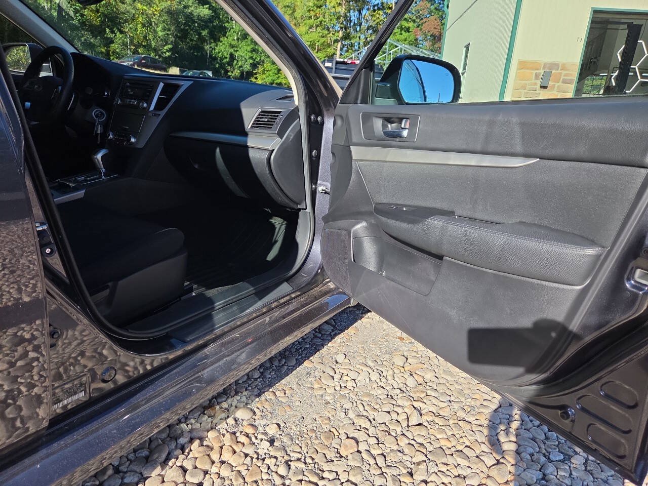Used 2012 Subaru Legacy 2.5i Premium AWD/4WD image 23