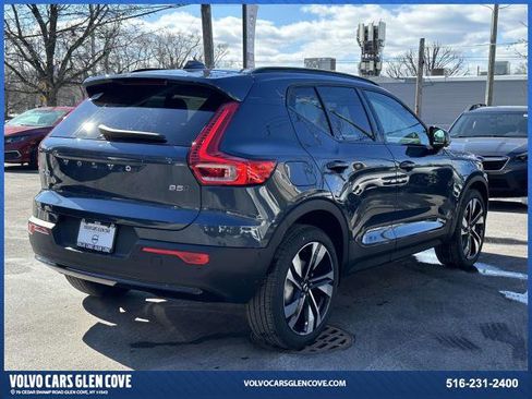 New 2026 Volvo XC40 B5 Ultra w/ Climate Package image 3