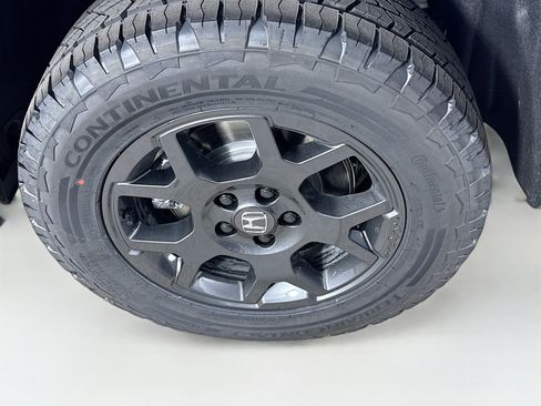 New 2025 Honda Pilot TrailSport image 37