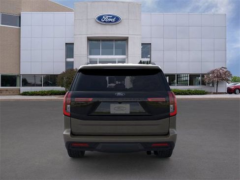 New 2026 Ford Expedition Tremor image 5