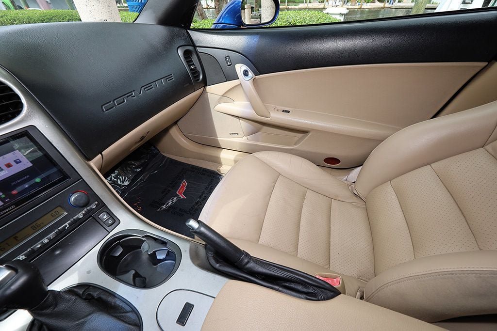 Used 2005 Chevrolet Corvette Convertible w/ Preferred Equipment Group RWD image 34