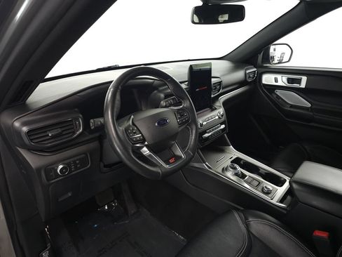 Used 2020 Ford Explorer ST w/ ST Street Pack AWD/4WD image 8