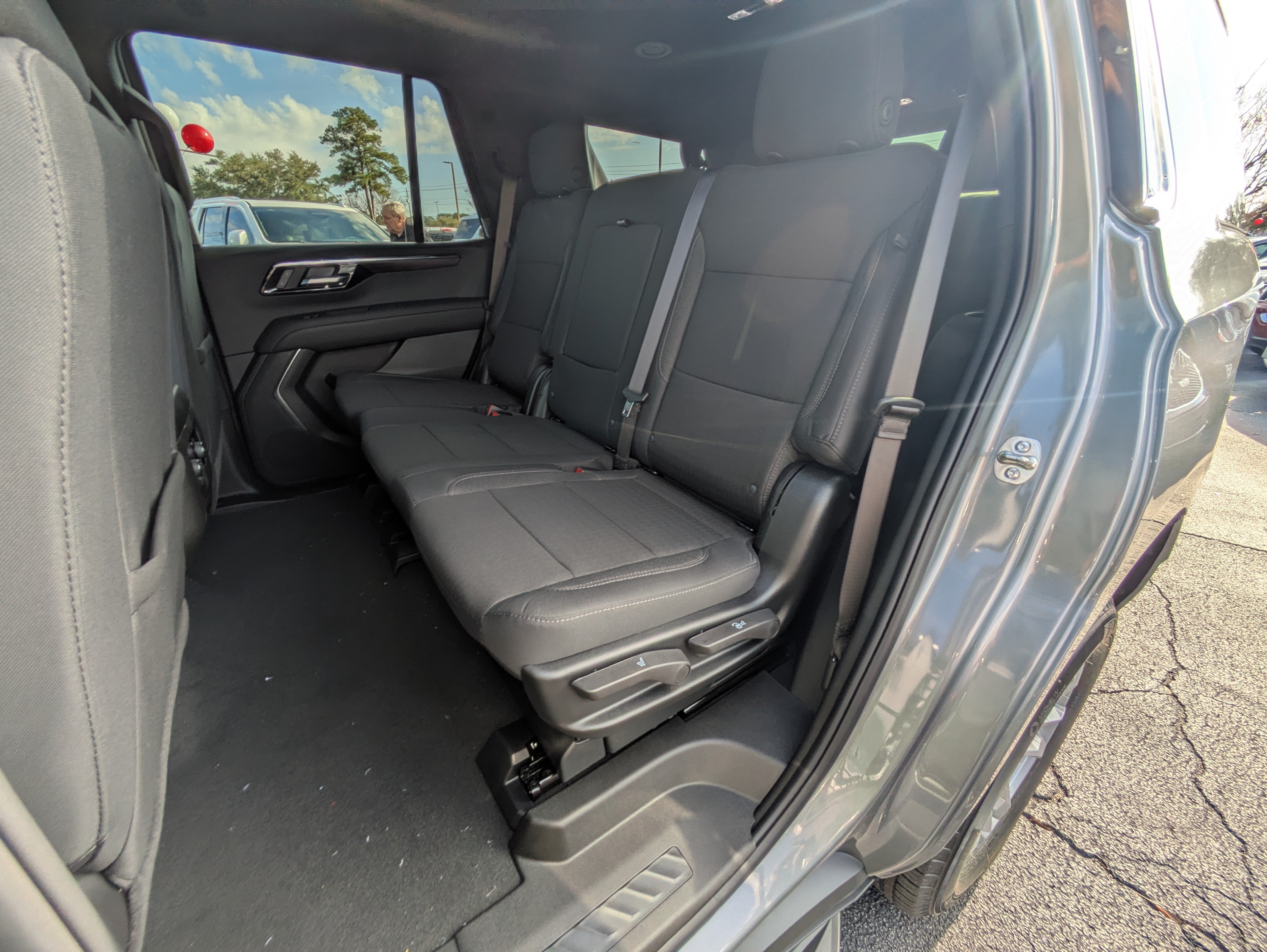 New 2026 Chevrolet Tahoe LS AWD/4WD image 8