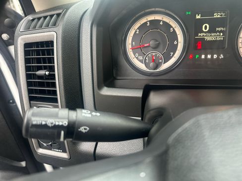 Used 2018 RAM 2500 Tradesman w/ Chrome Appearance Group image 37