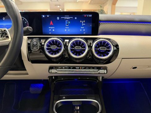 Certified 2025 Mercedes-Benz CLA 250 image 11