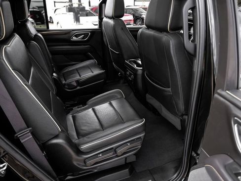 Used 2023 Chevrolet Tahoe Premier w/ LPO, Illumination Package image 38