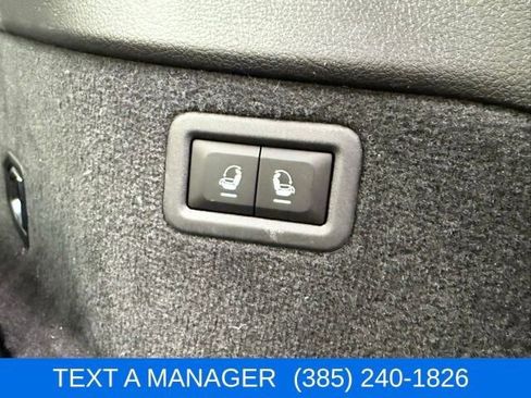 Used 2023 Jeep Grand Wagoneer L Series II w/ Premium Group II image 28