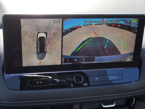 New 2026 Nissan Rogue Platinum image 23