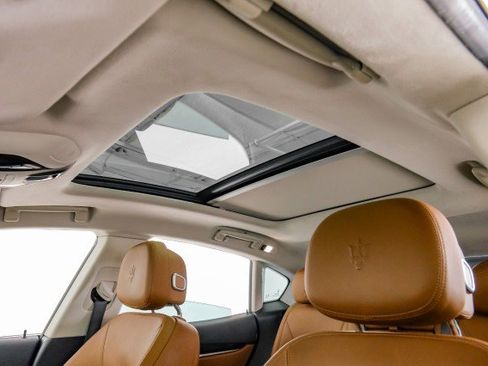 Used 2017 Maserati Levante S image 20