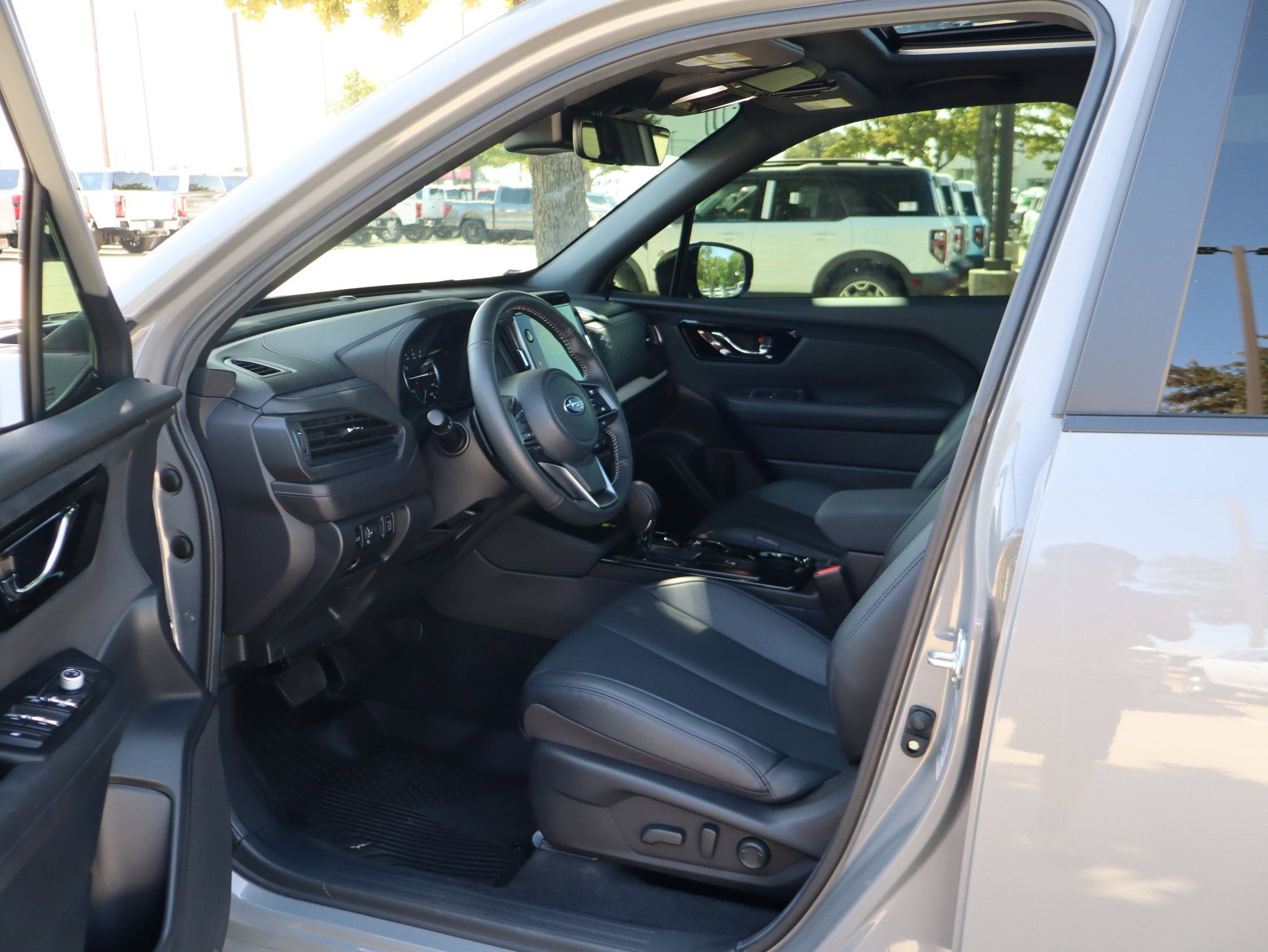 Used 2026 Subaru Forester Limited AWD/4WD image 25