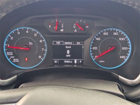 Used 2018 Chevrolet Equinox LT image 18