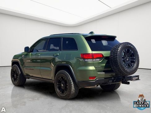 Certified 2021 Jeep Grand Cherokee Trailhawk w/ Trailhawk Luxury Group AWD/4WD image 4