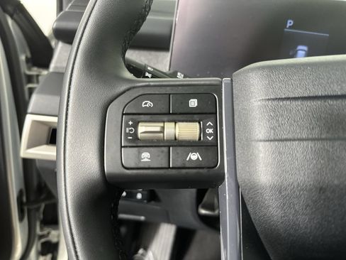 Used 2027 Kia Telluride EX w/ Towing Package FWD image 11