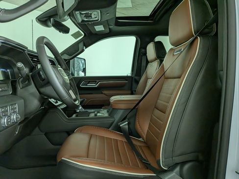 New 2026 GMC Sierra 3500 Denali Ultimate image 14