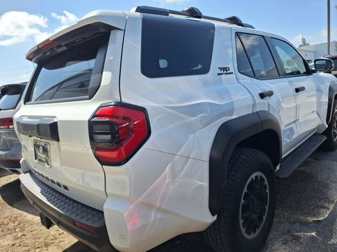 Used 2025 Toyota 4Runner TRD Off-Road Premium w/ Tow Technology Package AWD/4WD image 5